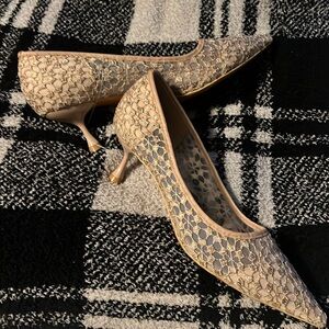 Excellent cond.  Big tree beige/gold pumps ,4.3/China equal to US 8.5, worn once